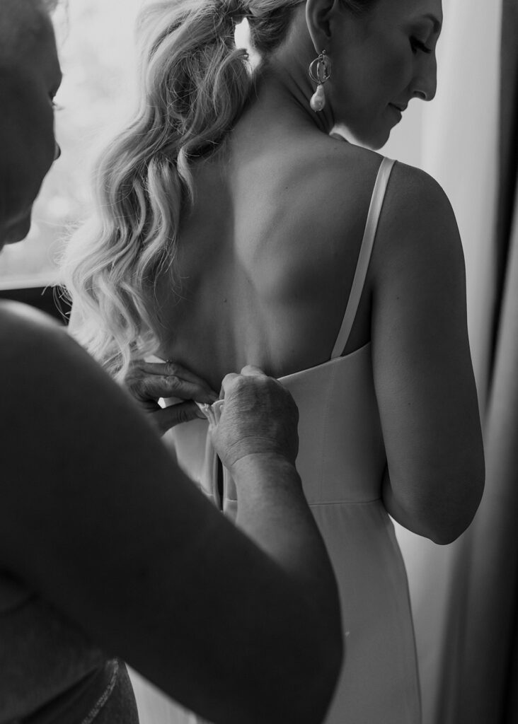 Bride getting ready for her wedding at La Banque Hotel