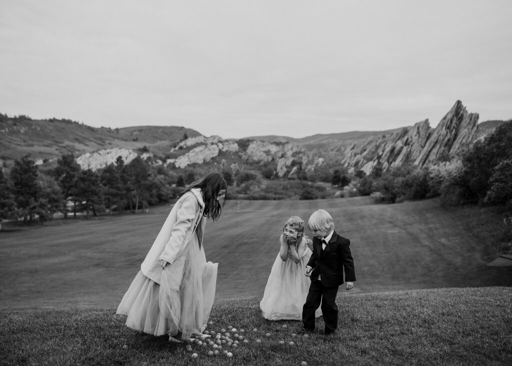 Candid wedding photography at Arrowhead Golf Course in Colorado