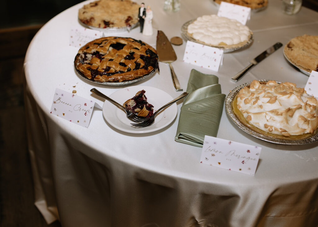 Reception details at The Boulders at Black Canyon Inn in Estes Park, CO